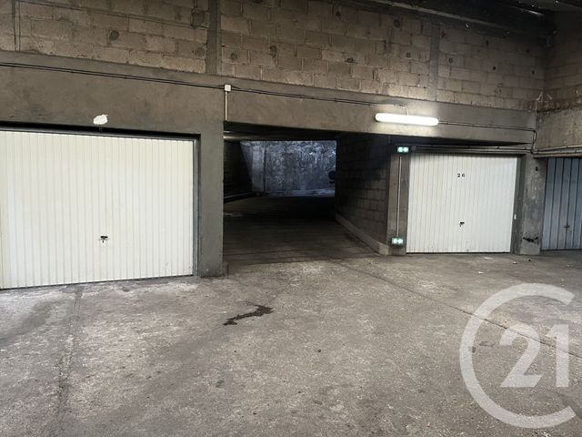 Appartement F4 à vendre - 4 pièces - 65.7 m2 - GENNEVILLIERS - 92 - ILE-DE-FRANCE - Century 21 Halesia Immobilier