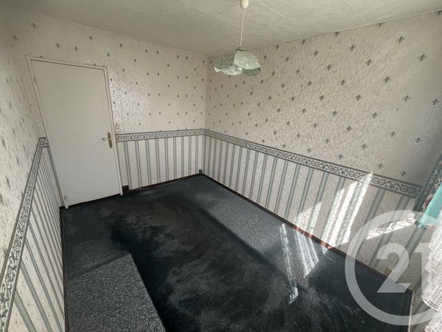 Appartement F4 à vendre - 4 pièces - 65.7 m2 - GENNEVILLIERS - 92 - ILE-DE-FRANCE - Century 21 Halesia Immobilier