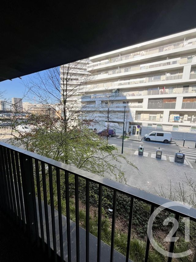 Appartement F2 à louer - 2 pièces - 38.7 m2 - GENNEVILLIERS - 92 - ILE-DE-FRANCE - Century 21 Halesia Immobilier