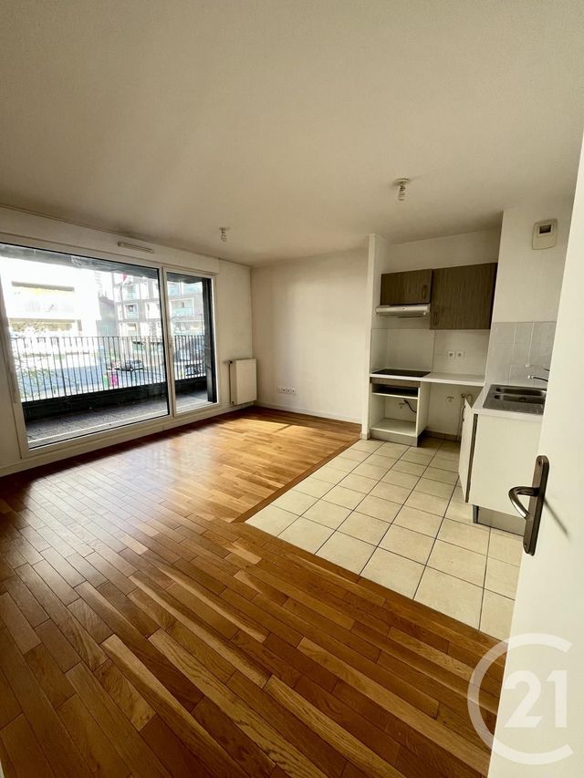 Appartement F2 à louer - 2 pièces - 38.7 m2 - GENNEVILLIERS - 92 - ILE-DE-FRANCE - Century 21 Halesia Immobilier