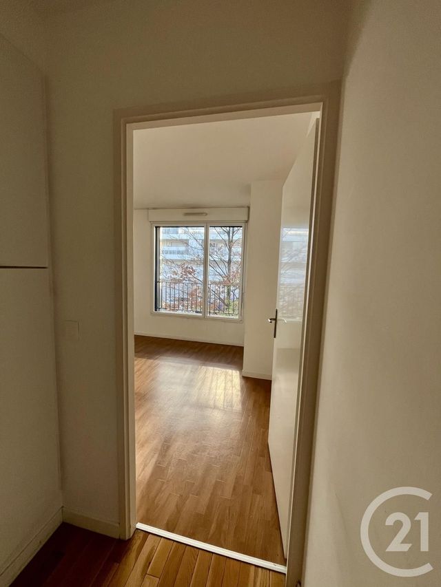Appartement F2 à louer - 2 pièces - 38.7 m2 - GENNEVILLIERS - 92 - ILE-DE-FRANCE - Century 21 Halesia Immobilier