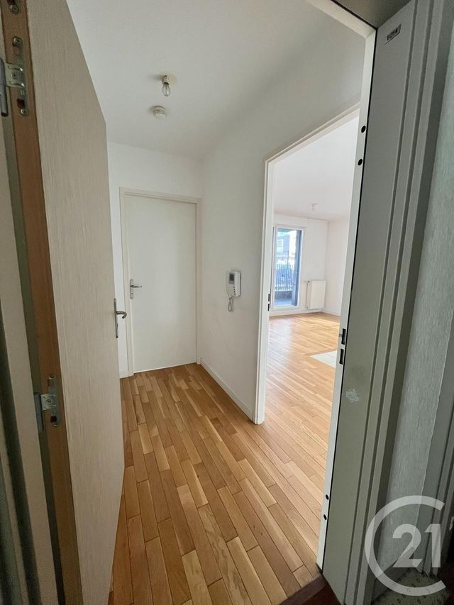 Appartement F2 à louer - 2 pièces - 38.7 m2 - GENNEVILLIERS - 92 - ILE-DE-FRANCE - Century 21 Halesia Immobilier