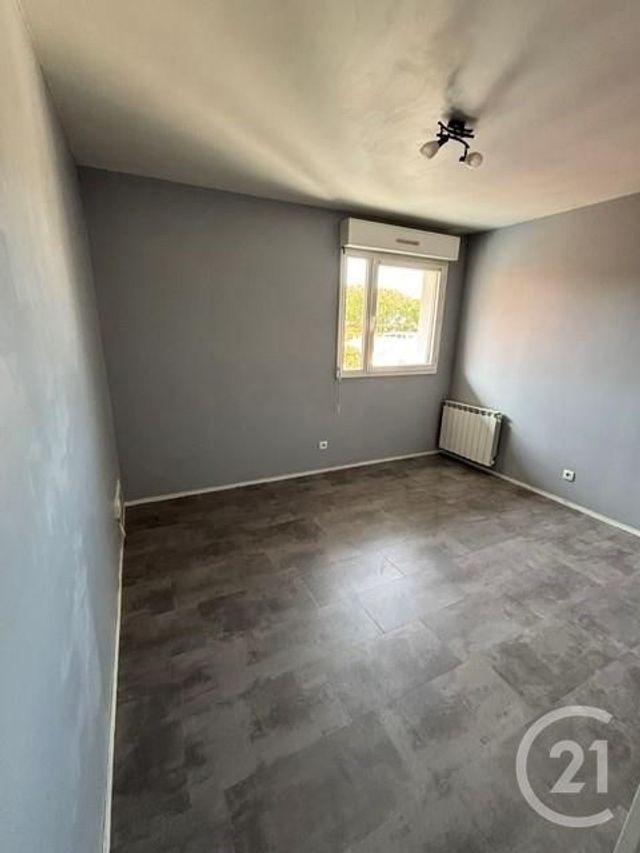 Appartement Studio à louer - 1 pièce - 21.47 m2 - GENNEVILLIERS - 92 - ILE-DE-FRANCE - Century 21 Halesia Immobilier