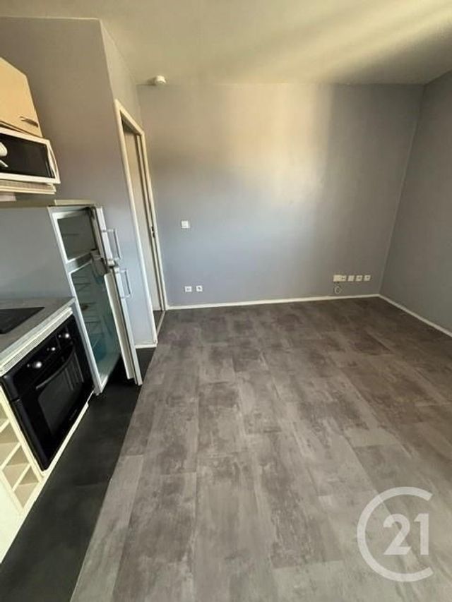 Appartement Studio à louer - 1 pièce - 21.47 m2 - GENNEVILLIERS - 92 - ILE-DE-FRANCE - Century 21 Halesia Immobilier