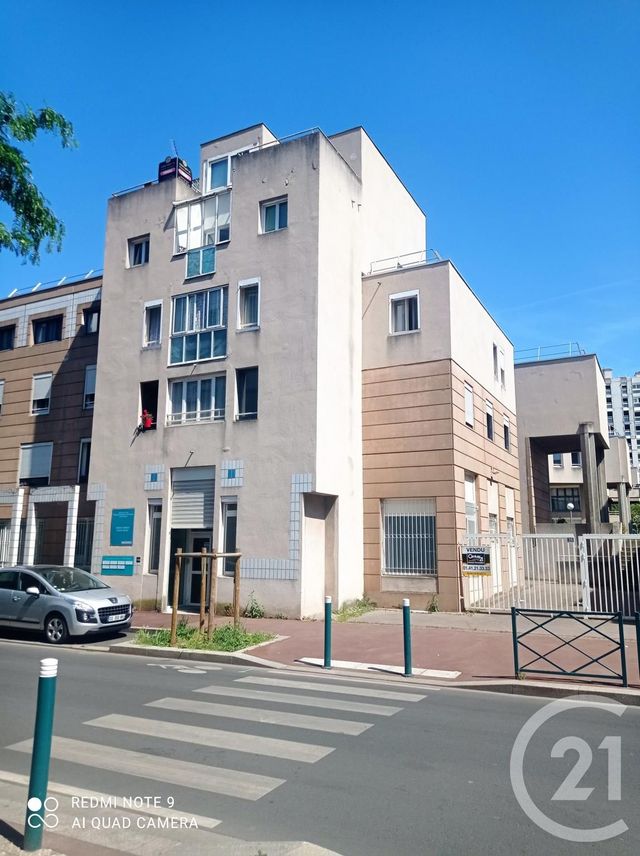 Appartement F4 à vendre - 4 pièces - 83.79 m2 - GENNEVILLIERS - 92 - ILE-DE-FRANCE - Century 21 Halesia Immobilier