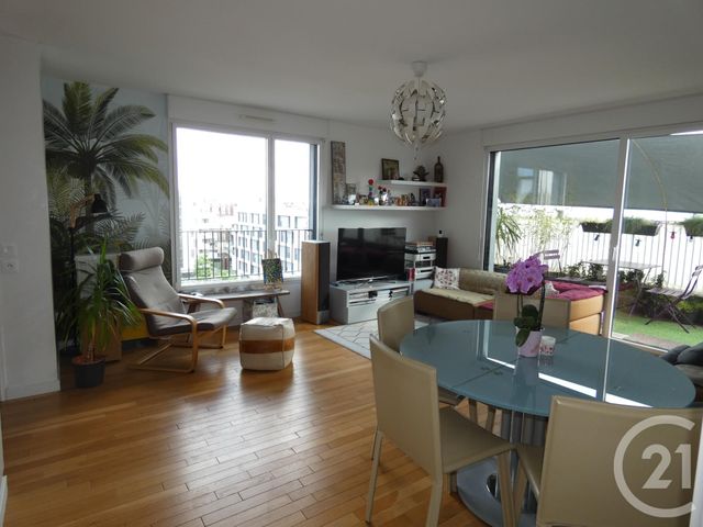 Appartement F4 à vendre - 4 pièces - 89.17 m2 - GENNEVILLIERS - 92 - ILE-DE-FRANCE - Century 21 Halesia Immobilier