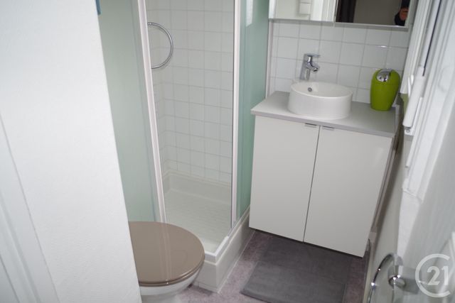 Studio à louer - 1 pièce - 14.1 m2 - ASNIERES SUR SEINE - 92 - ILE-DE-FRANCE - Century 21 Halesia Immobilier Studio à louer - 1 pièce - 14.1 m2 - ASNIERES SUR SEINE - 92 - ILE-DE-FRANCE - Century 21 Halesia Immobilier