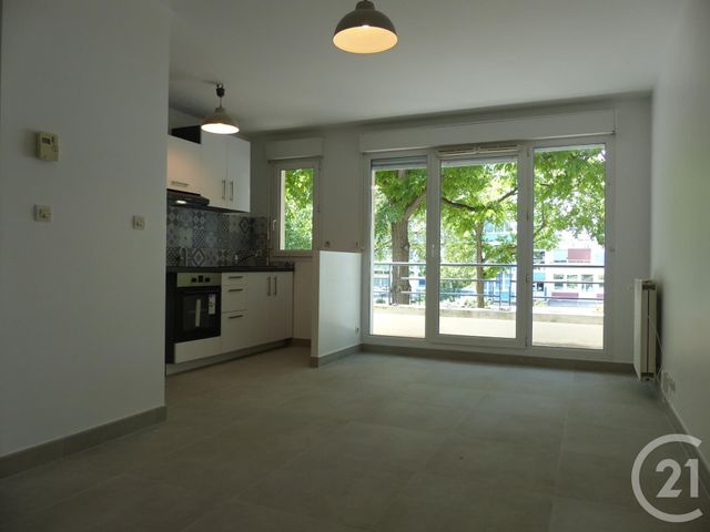 Appartement F2 à louer - 2 pièces - 41.07 m2 - GENNEVILLIERS - 92 - ILE-DE-FRANCE - Century 21 Halesia Immobilier Appartement F2 à louer - 2 pièces - 41.07 m2 - GENNEVILLIERS - 92 - ILE-DE-FRANCE - Century 21 Halesia Immobilier