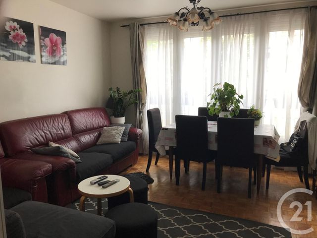 Afficher la photo en grand Appartement F4 à vendre - 4 pièces - 65.0 m2 - GENNEVILLIERS - 92 - ILE-DE-FRANCE - Century 21 Halesia Immobilier