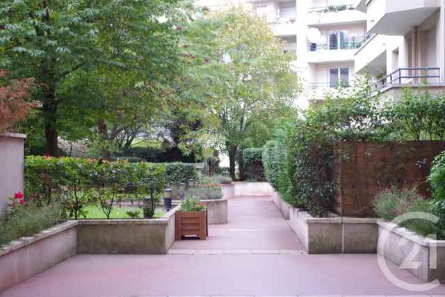 Appartement F3 à louer - 3 pièces - 68.0 m2 - ASNIERES SUR SEINE - 92 - ILE-DE-FRANCE - Century 21 Halesia Immobilier Appartement F3 à louer - 3 pièces - 68.0 m2 - ASNIERES SUR SEINE - 92 - ILE-DE-FRANCE - Century 21 Halesia Immobilier