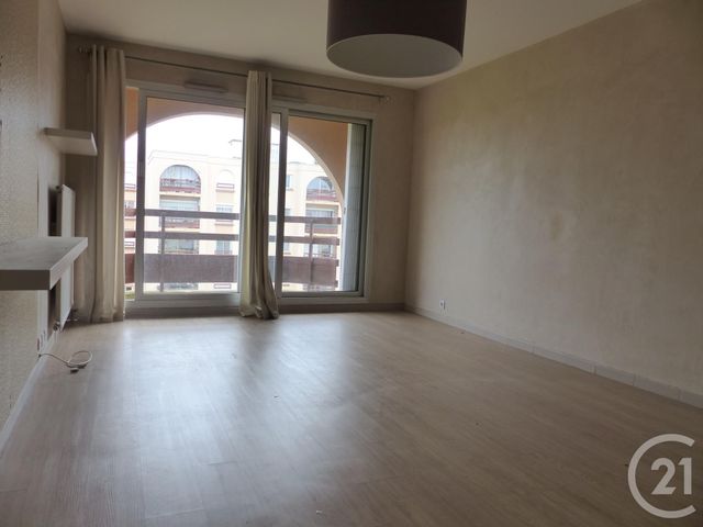 Appartement F3 à louer - 3 pièces - 62.43 m2 - GENNEVILLIERS - 92 - ILE-DE-FRANCE - Century 21 Halesia Immobilier Appartement F3 à louer - 3 pièces - 62.43 m2 - GENNEVILLIERS - 92 - ILE-DE-FRANCE - Century 21 Halesia Immobilier