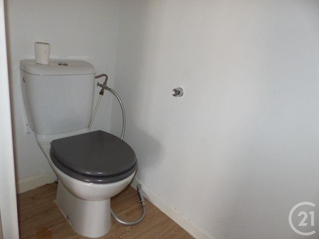 Appartement F3 à louer - 3 pièces - 62.43 m2 - GENNEVILLIERS - 92 - ILE-DE-FRANCE - Century 21 Halesia Immobilier Appartement F3 à louer - 3 pièces - 62.43 m2 - GENNEVILLIERS - 92 - ILE-DE-FRANCE - Century 21 Halesia Immobilier