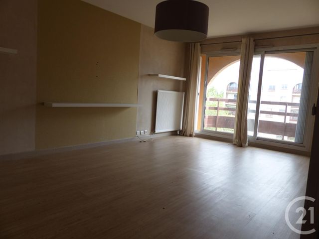 Appartement F3 à louer - 3 pièces - 62.43 m2 - GENNEVILLIERS - 92 - ILE-DE-FRANCE - Century 21 Halesia Immobilier Appartement F3 à louer - 3 pièces - 62.43 m2 - GENNEVILLIERS - 92 - ILE-DE-FRANCE - Century 21 Halesia Immobilier