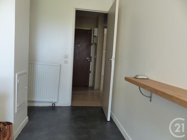 Appartement F3 à louer - 3 pièces - 62.43 m2 - GENNEVILLIERS - 92 - ILE-DE-FRANCE - Century 21 Halesia Immobilier Appartement F3 à louer - 3 pièces - 62.43 m2 - GENNEVILLIERS - 92 - ILE-DE-FRANCE - Century 21 Halesia Immobilier