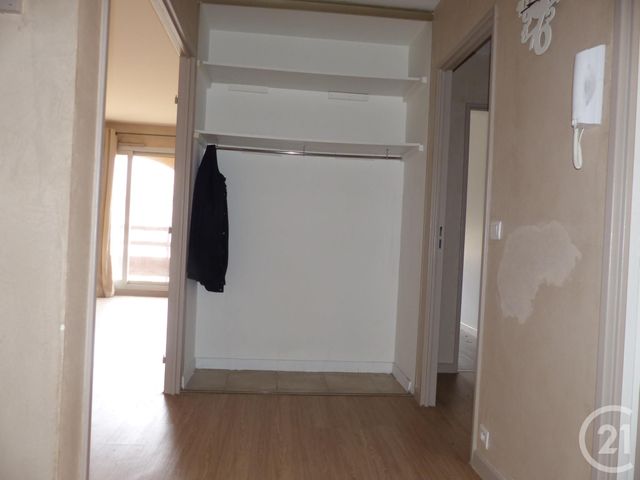 Appartement F3 à louer - 3 pièces - 62.43 m2 - GENNEVILLIERS - 92 - ILE-DE-FRANCE - Century 21 Halesia Immobilier Appartement F3 à louer - 3 pièces - 62.43 m2 - GENNEVILLIERS - 92 - ILE-DE-FRANCE - Century 21 Halesia Immobilier