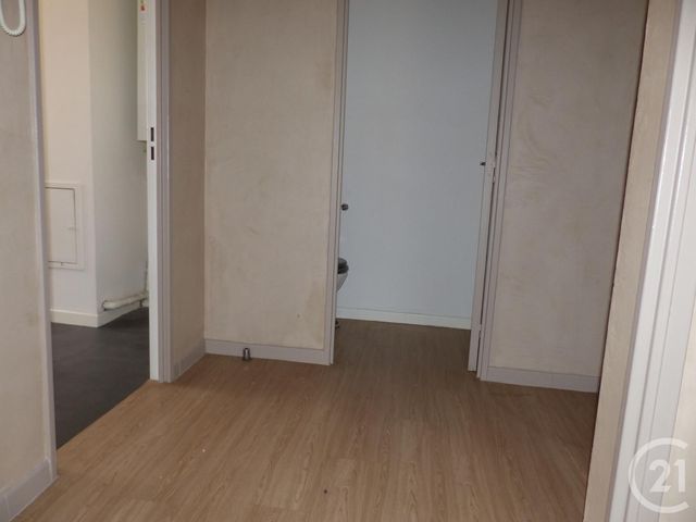 Appartement F3 à louer - 3 pièces - 62.43 m2 - GENNEVILLIERS - 92 - ILE-DE-FRANCE - Century 21 Halesia Immobilier Appartement F3 à louer - 3 pièces - 62.43 m2 - GENNEVILLIERS - 92 - ILE-DE-FRANCE - Century 21 Halesia Immobilier