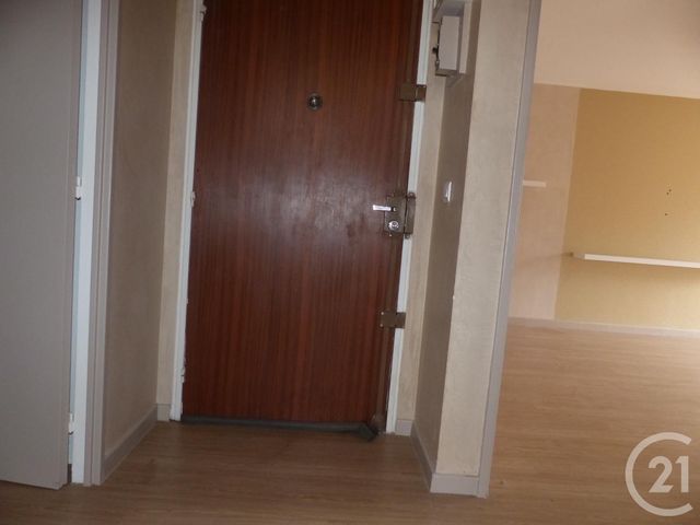 Appartement F3 à louer - 3 pièces - 62.43 m2 - GENNEVILLIERS - 92 - ILE-DE-FRANCE - Century 21 Halesia Immobilier Appartement F3 à louer - 3 pièces - 62.43 m2 - GENNEVILLIERS - 92 - ILE-DE-FRANCE - Century 21 Halesia Immobilier