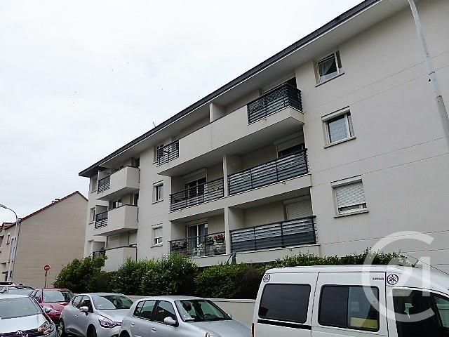 Afficher la photo en grand Appartement F4 à vendre - 4 pièces - 80.25 m2 - GENNEVILLIERS - 92 - ILE-DE-FRANCE - Century 21 Halesia Immobilier