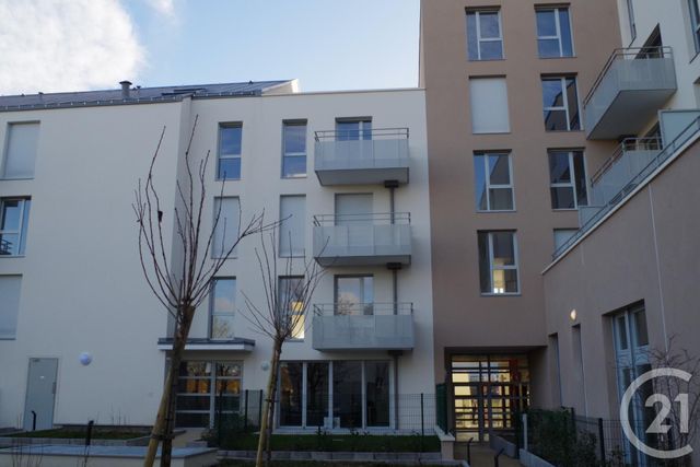 Appartement F2 à louer - 2 pièces - 40.0 m2 - JOUY LE MOUTIER - 95 - ILE-DE-FRANCE - Century 21 Halesia Immobilier