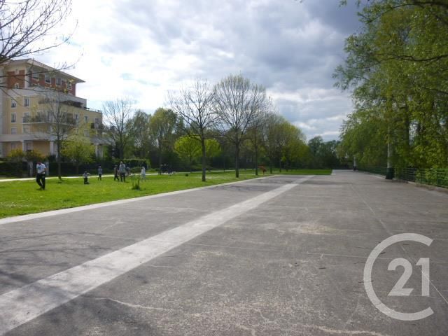 Afficher la photo en grand Appartement F3 à vendre - 3 pièces - 57.0 m2 - VILLENEUVE LA GARENNE - 92 - ILE-DE-FRANCE - Century 21 Halesia Immobilier