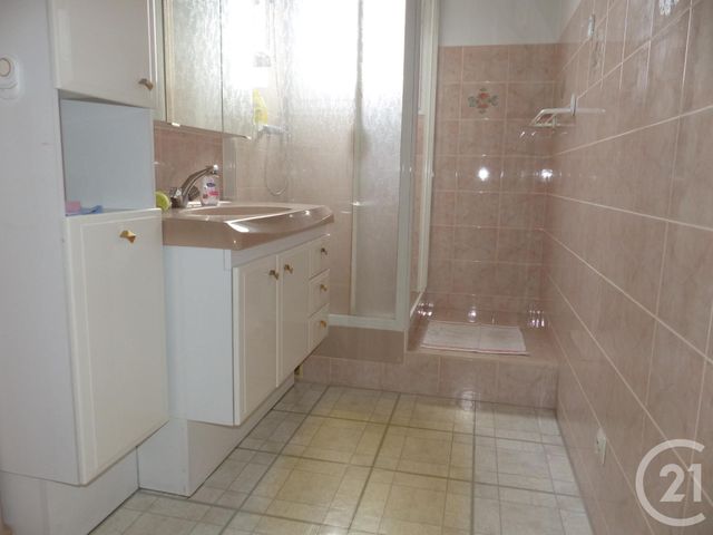 Afficher la photo en grand Appartement F3 à louer - 3 pièces - 61.72 m2 - ASNIERES SUR SEINE - 92 - ILE-DE-FRANCE - Century 21 Halesia Immobilier