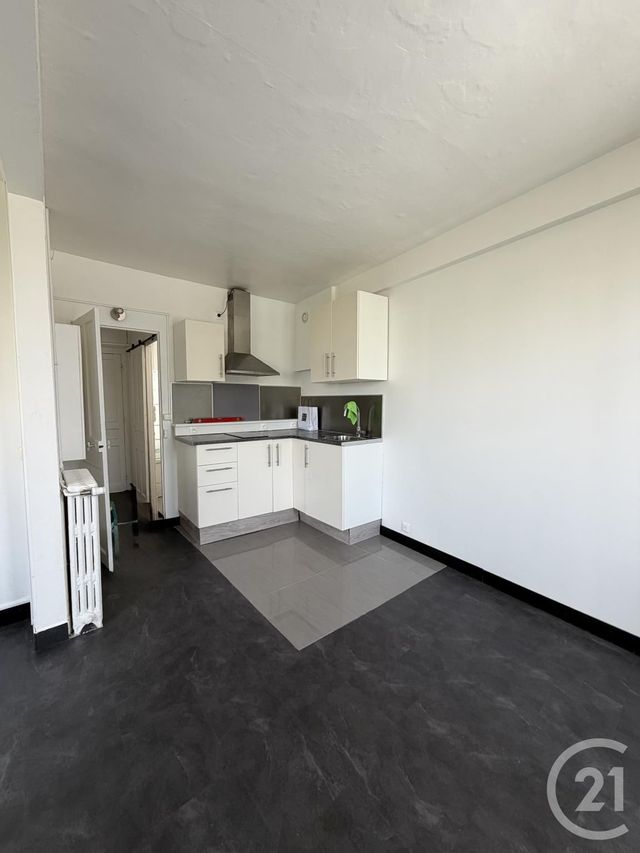 Appartement F1 à louer - 1 pièce - 25.88 m2 - GENNEVILLIERS - 92 - ILE-DE-FRANCE - Century 21 Halesia Immobilier