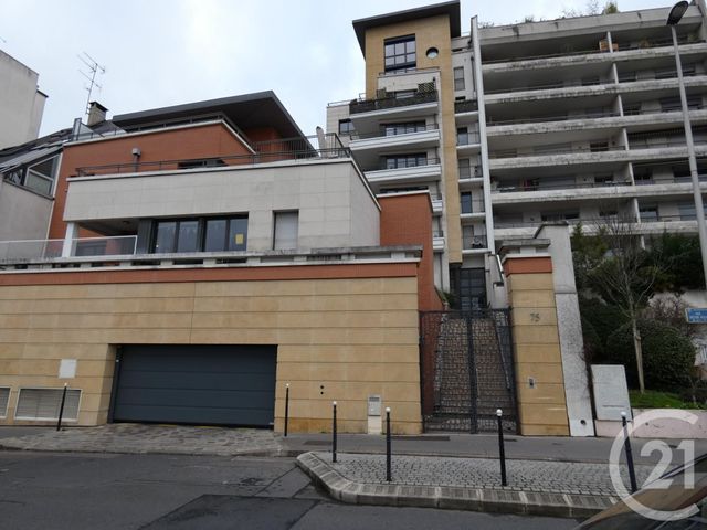 Appartement Studio à louer COURBEVOIE