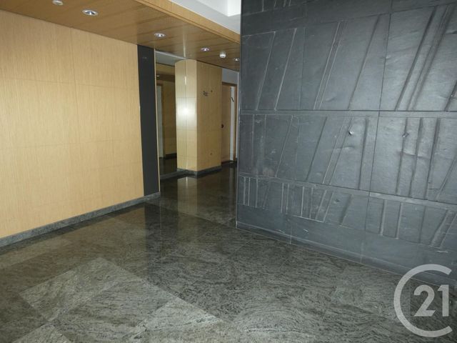 Appartement Studio à louer - 1 pièce - 30.42 m2 - COURBEVOIE - 92 - ILE-DE-FRANCE - Century 21 Halesia Immobilier