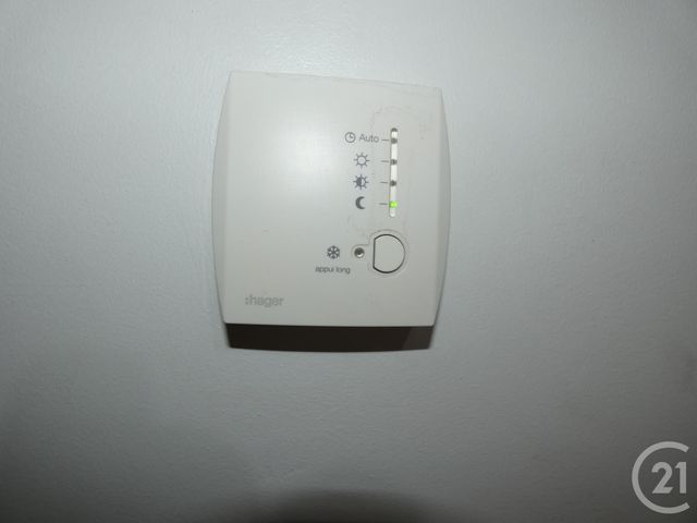 Appartement Studio à louer - 1 pièce - 30.42 m2 - COURBEVOIE - 92 - ILE-DE-FRANCE - Century 21 Halesia Immobilier