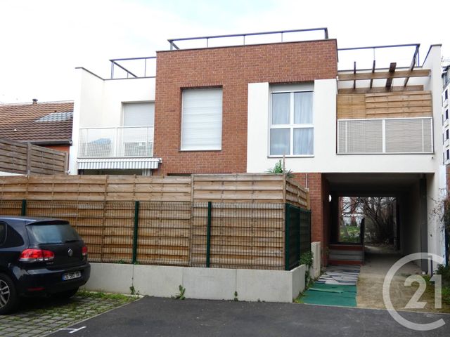 Appartement Duplex à vendre - 5 pièces - 102.37 m2 - GENNEVILLIERS - 92 - ILE-DE-FRANCE - Century 21 Halesia Immobilier