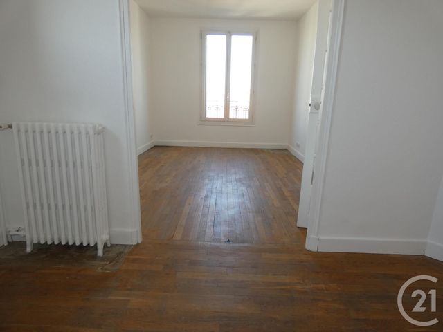 Afficher la photo en grand Appartement F3 à louer - 3 pièces - 46.0 m2 - ASNIERES SUR SEINE - 92 - ILE-DE-FRANCE - Century 21 Halesia Immobilier