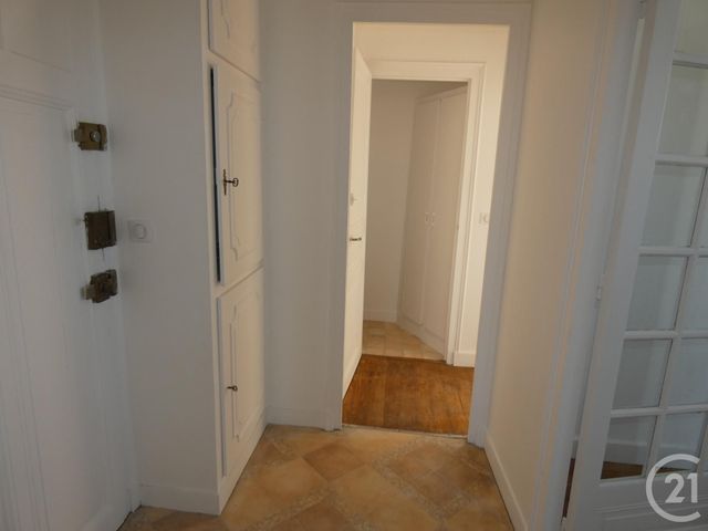 Afficher la photo en grand Appartement F3 à louer - 3 pièces - 46.0 m2 - ASNIERES SUR SEINE - 92 - ILE-DE-FRANCE - Century 21 Halesia Immobilier