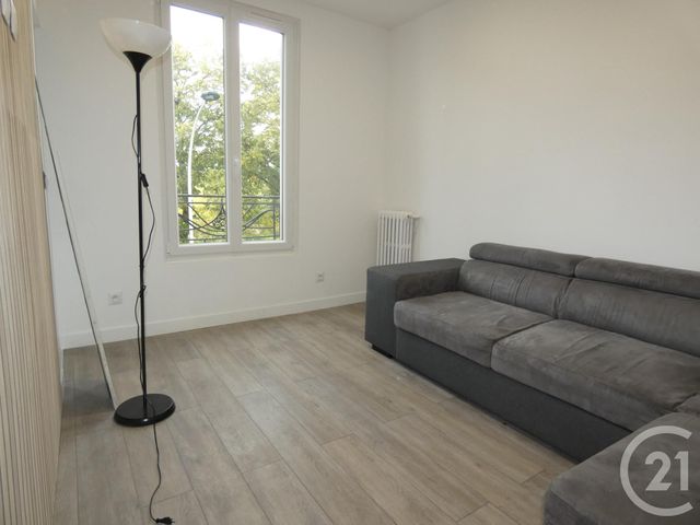 Appartement F1 à louer - 1 pièce - 17.78 m2 - GENNEVILLIERS - 92 - ILE-DE-FRANCE - Century 21 Halesia Immobilier