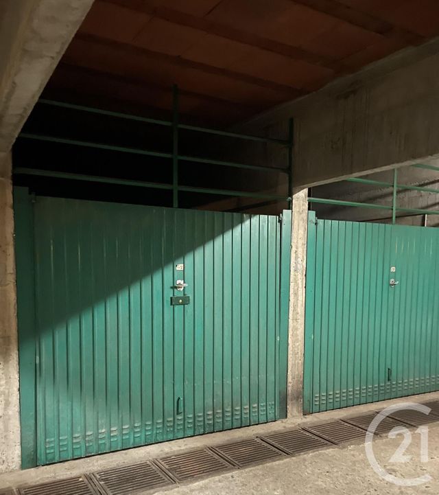 parking - GENNEVILLIERS - 92
