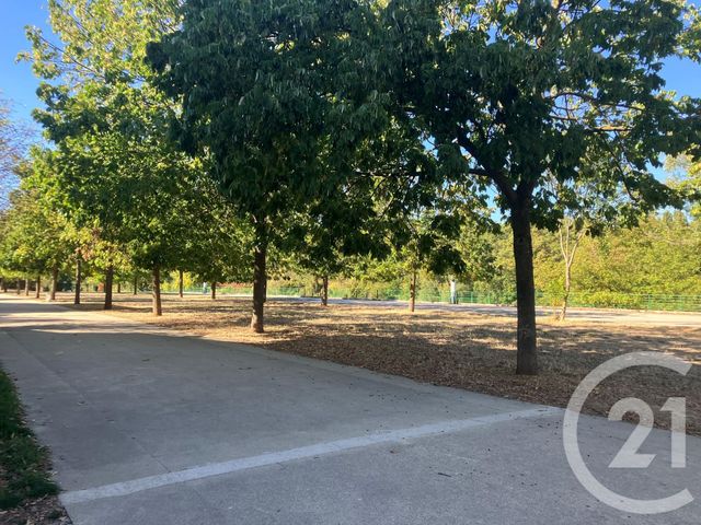 Appartement F3 à vendre - 3 pièces - 63.48 m2 - VILLENEUVE LA GARENNE - 92 - ILE-DE-FRANCE - Century 21 Halesia Immobilier