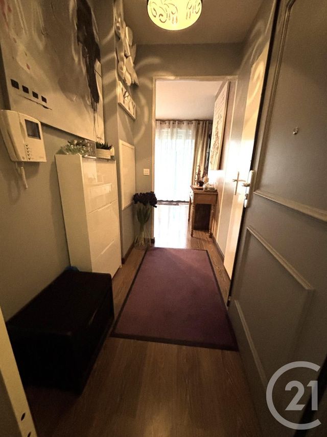 Appartement F2 à vendre - 2 pièces - 46.0 m2 - GENNEVILLIERS - 92 - ILE-DE-FRANCE - Century 21 Halesia Immobilier