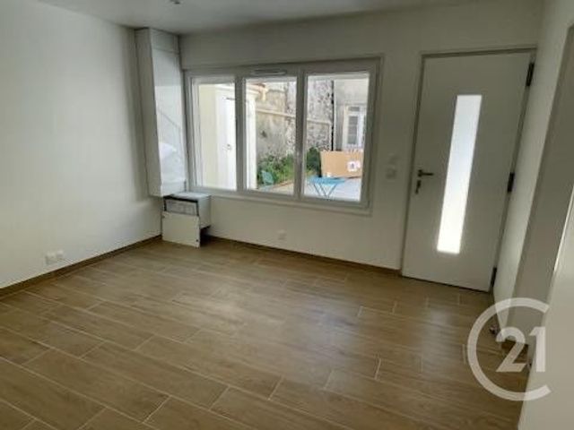 Appartement F2 à louer - 2 pièces - 35.08 m2 - TAVERNY - 95 - ILE-DE-FRANCE - Century 21 Halesia Immobilier