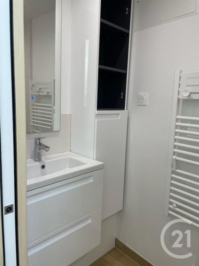 Appartement F2 à louer - 2 pièces - 35.08 m2 - TAVERNY - 95 - ILE-DE-FRANCE - Century 21 Halesia Immobilier