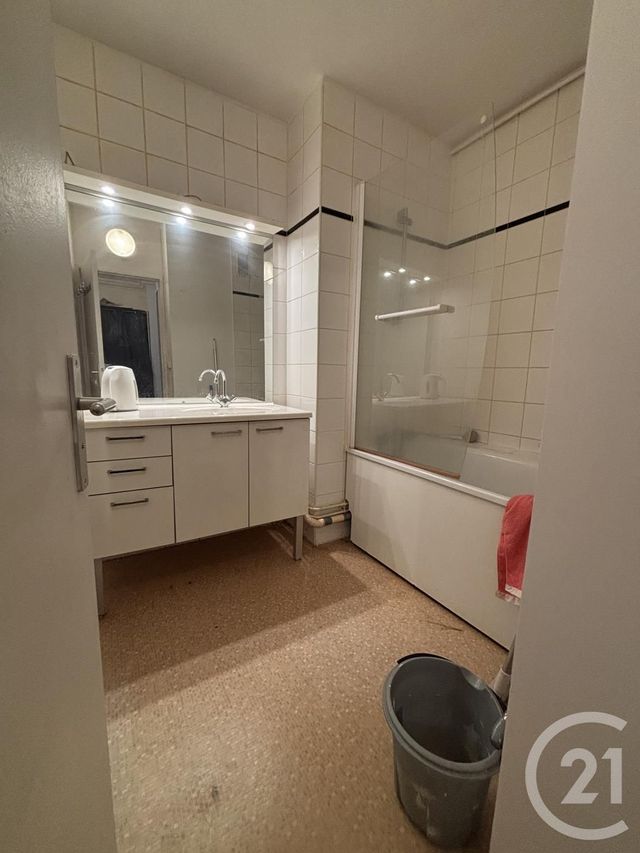 Appartement F2 à vendre - 2 pièces - 48.65 m2 - VILLENEUVE LA GARENNE - 92 - ILE-DE-FRANCE - Century 21 Halesia Immobilier