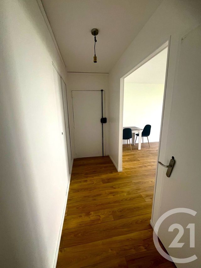 Appartement F2 à vendre - 2 pièces - 46.05 m2 - GENNEVILLIERS - 92 - ILE-DE-FRANCE - Century 21 Halesia Immobilier