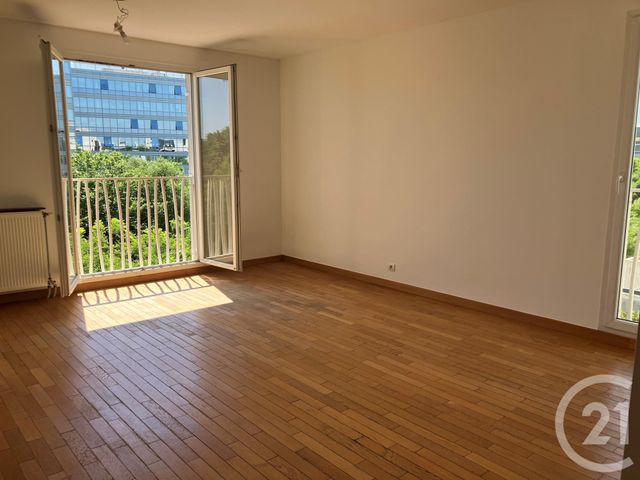Afficher la photo en grand Appartement F3 à vendre - 3 pièces - 62.0 m2 - GENNEVILLIERS - 92 - ILE-DE-FRANCE - Century 21 Halesia Immobilier