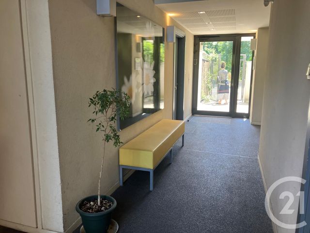 Afficher la photo en grand Appartement F3 à vendre - 3 pièces - 62.0 m2 - GENNEVILLIERS - 92 - ILE-DE-FRANCE - Century 21 Halesia Immobilier