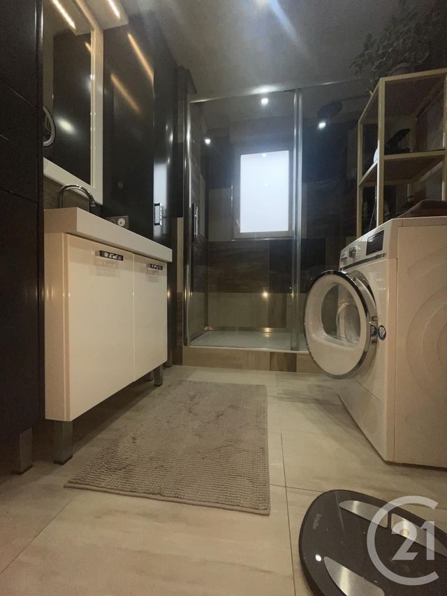 Appartement F3 à vendre - 3 pièces - 67.0 m2 - GENNEVILLIERS - 92 - ILE-DE-FRANCE - Century 21 Halesia Immobilier