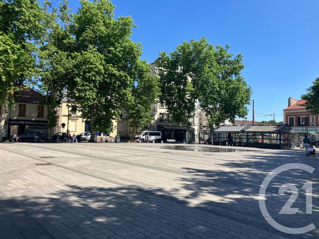 Appartement F3 à vendre - 3 pièces - 67.0 m2 - GENNEVILLIERS - 92 - ILE-DE-FRANCE - Century 21 Halesia Immobilier