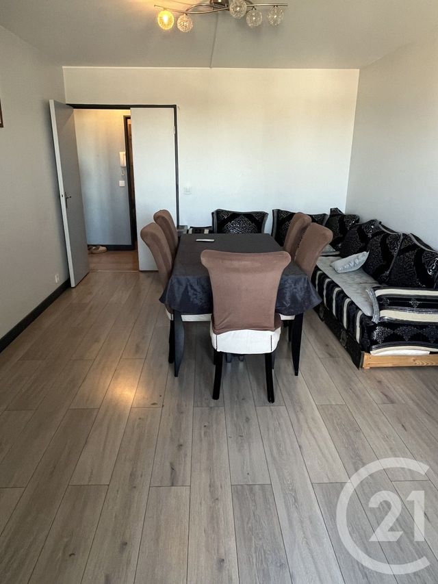 Appartement F4 à vendre - 4 pièces - 77.25 m2 - GENNEVILLIERS - 92 - ILE-DE-FRANCE - Century 21 Halesia Immobilier