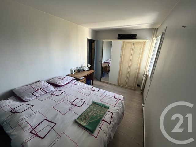 Appartement F4 à vendre - 4 pièces - 77.25 m2 - GENNEVILLIERS - 92 - ILE-DE-FRANCE - Century 21 Halesia Immobilier