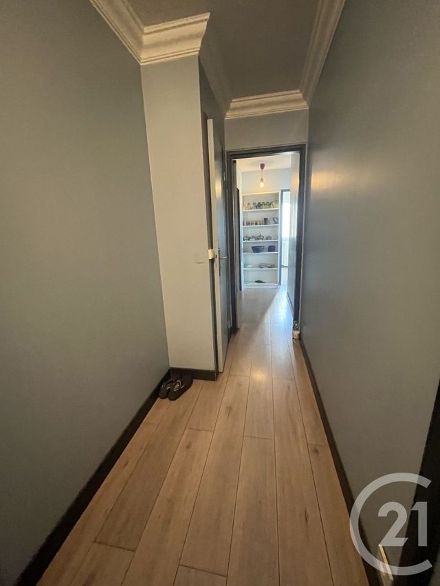 Appartement F4 à vendre - 4 pièces - 77.25 m2 - GENNEVILLIERS - 92 - ILE-DE-FRANCE - Century 21 Halesia Immobilier