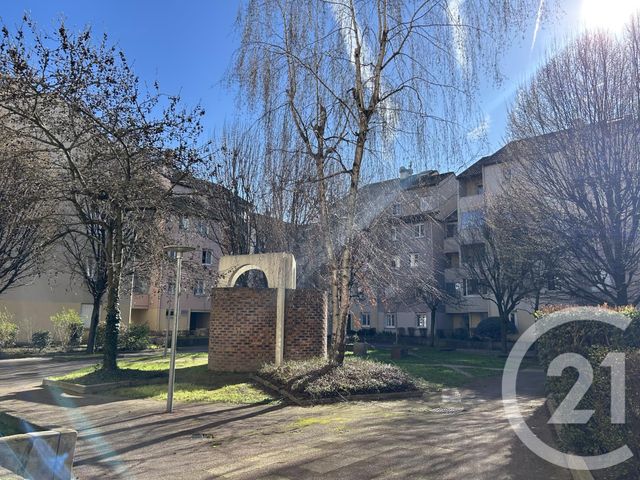 Appartement F4 à vendre - 4 pièces - 81.0 m2 - GENNEVILLIERS - 92 - ILE-DE-FRANCE - Century 21 Halesia Immobilier