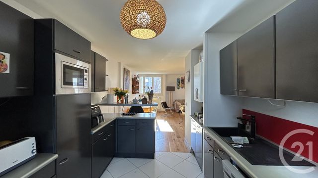 Appartement F4 à vendre - 4 pièces - 81.0 m2 - GENNEVILLIERS - 92 - ILE-DE-FRANCE - Century 21 Halesia Immobilier