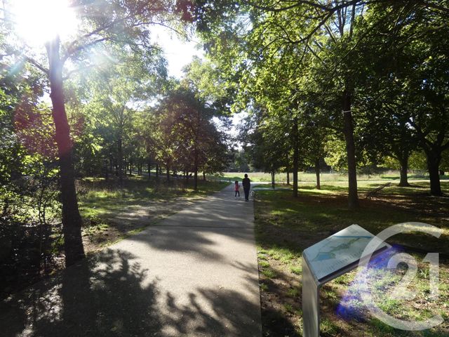 Appartement F4 à vendre - 4 pièces - 83.0 m2 - VILLENEUVE LA GARENNE - 92 - ILE-DE-FRANCE - Century 21 Halesia Immobilier